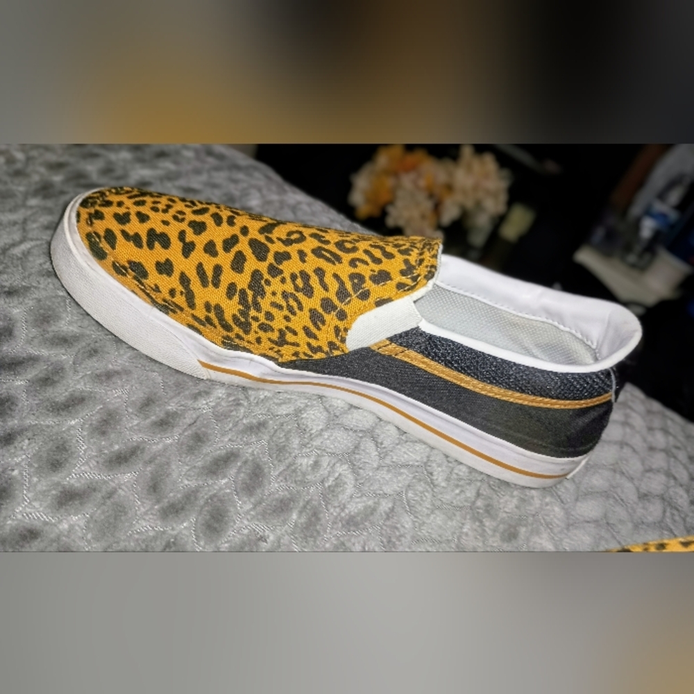 ✨Nike Women’s Court Legacy Leopard Slip-On Casual Sneaker 🐆👟 Pre-owned - Picture 5 of 9